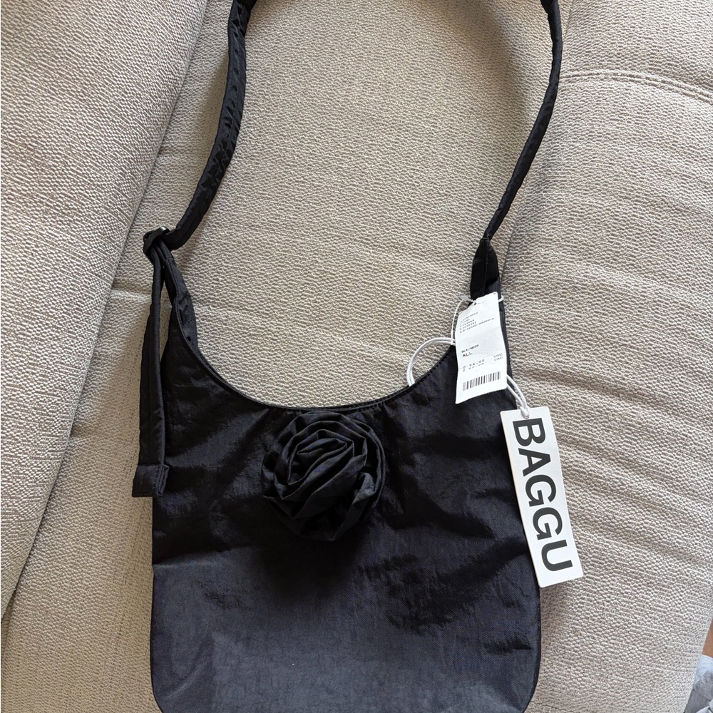 Baggu Elegant Black Shoulder Bag